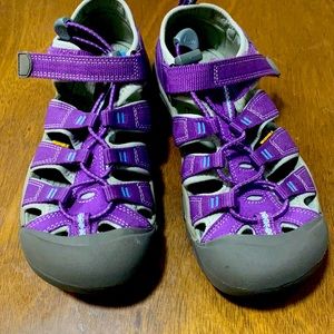 Keen Purple Sandals Big Kid 4/ 36Eu GUC